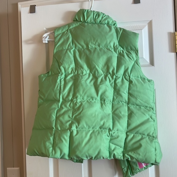 Green Lilly Pulitzer puffer vest - Picture 5 of 5